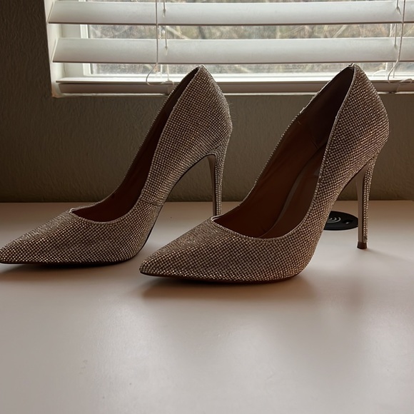 Steve Madden Sparkle Pumps - Picture 5 of 5